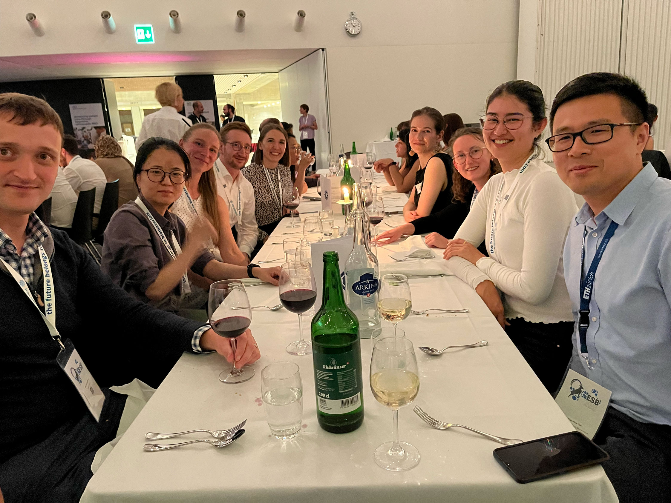 2023 Sep Highlights from our team-oriented conference dinner together with Professor Mark Skylar-Scott (Stanford U) at the ESB 2023 (Davos)!